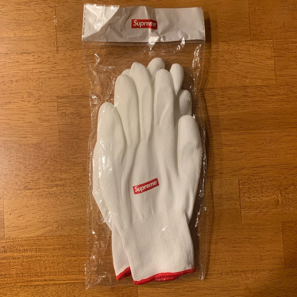 Brand New Supreme Rubberized Gloves